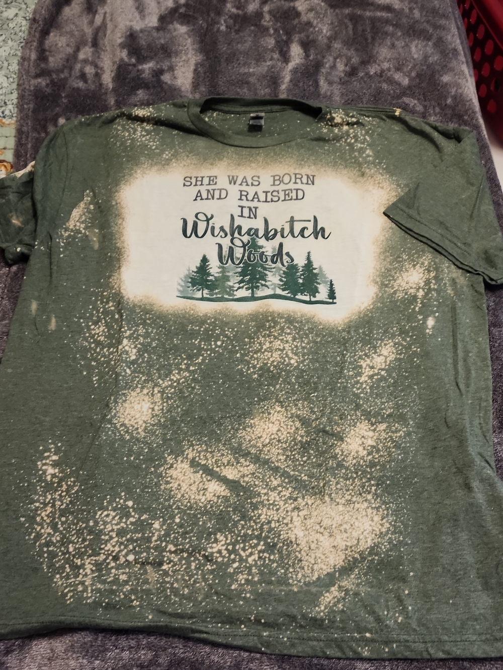 Green Graphic Womens T‑Shirt - "She Was Born and Raised"